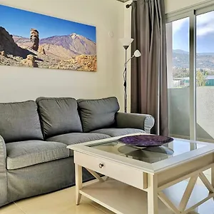 https://amplio-apartamento-de-tres-dormitorios-con-vistas-al.tenerifehoteles.net